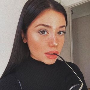 Meet your Posher, Fiona